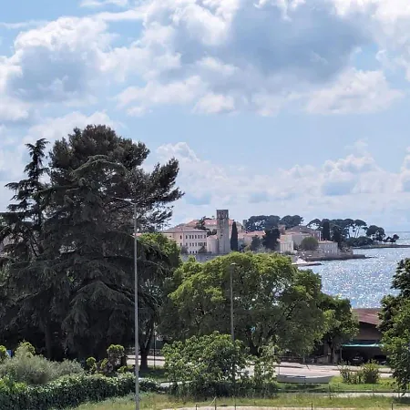 Ljubica For 2 Persons 150m From The * Poreč