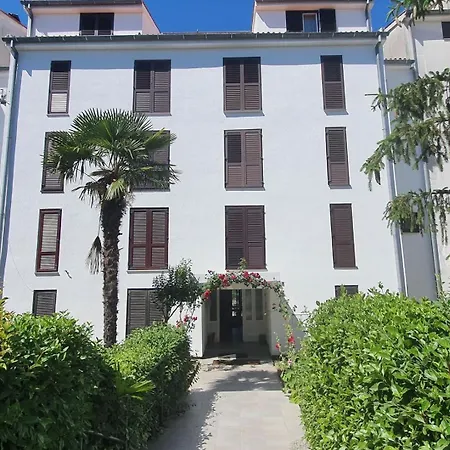 Ljubica For 2 Persons 150m From The Apartman
